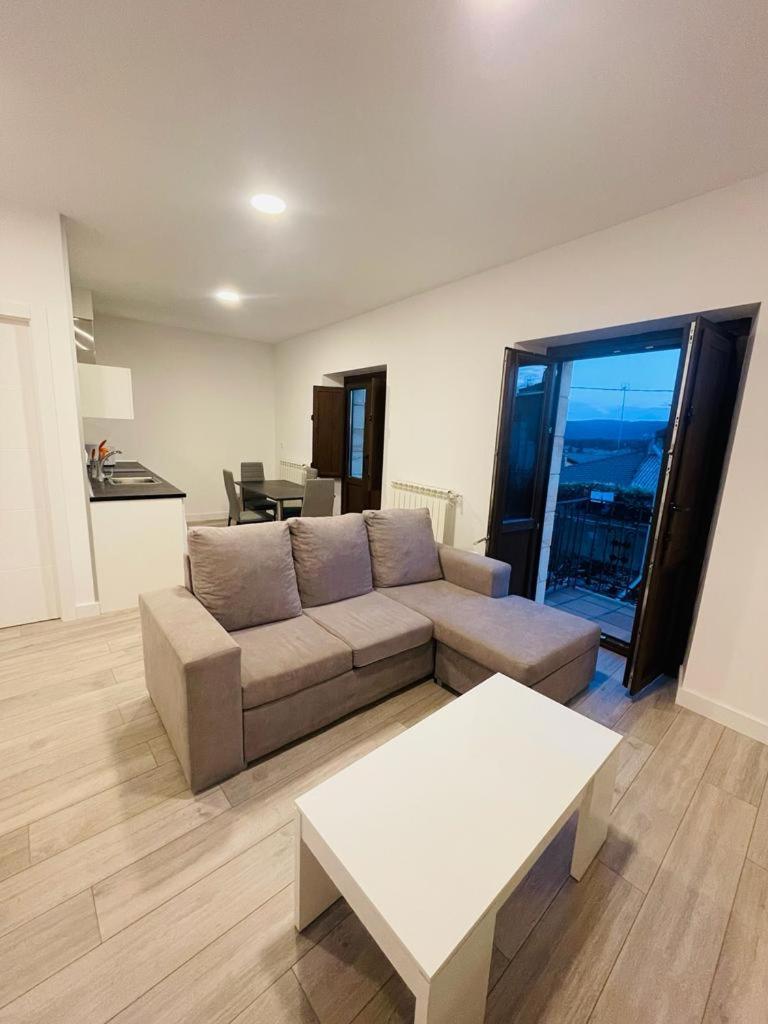 Apartamentos Rurales La Plaza 2 Duruelo de la Sierra Buitenkant foto