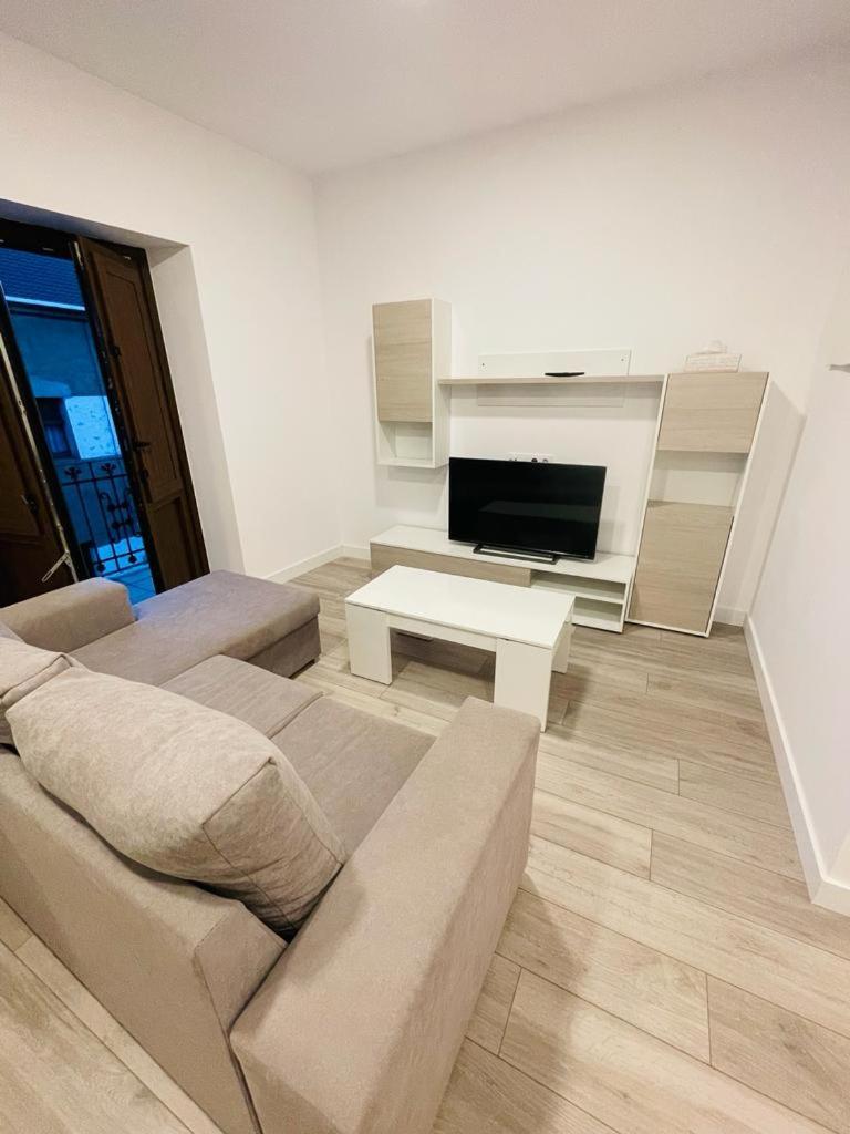 Apartamentos Rurales La Plaza 2 Duruelo de la Sierra Buitenkant foto